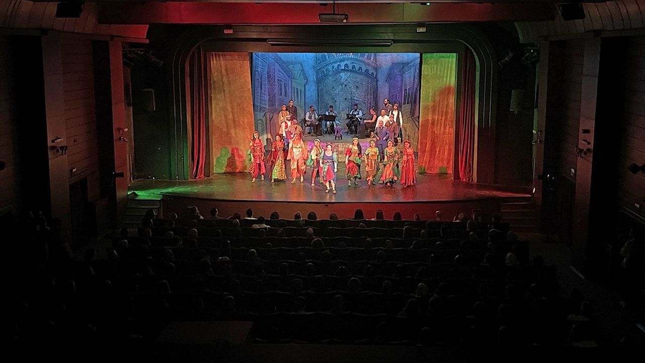 17. Bin Nefes Bir Ses Uluslararası Türkçe Tiyatro Yapan Ülkeler Festivali Devam Ediyor