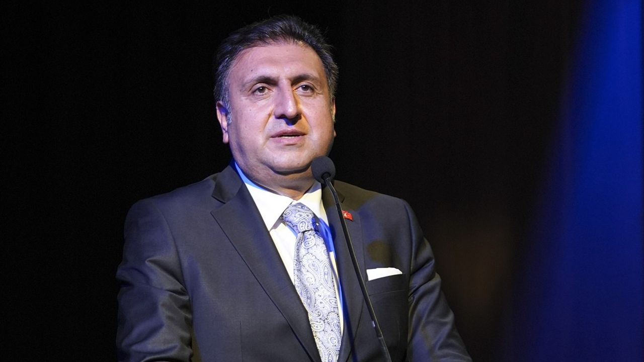 21. Edebiyat Bülteni Şiir Gecesi 14 Yıl Aradan Sonra Yeniden İstanbul’da Gerçekleşti