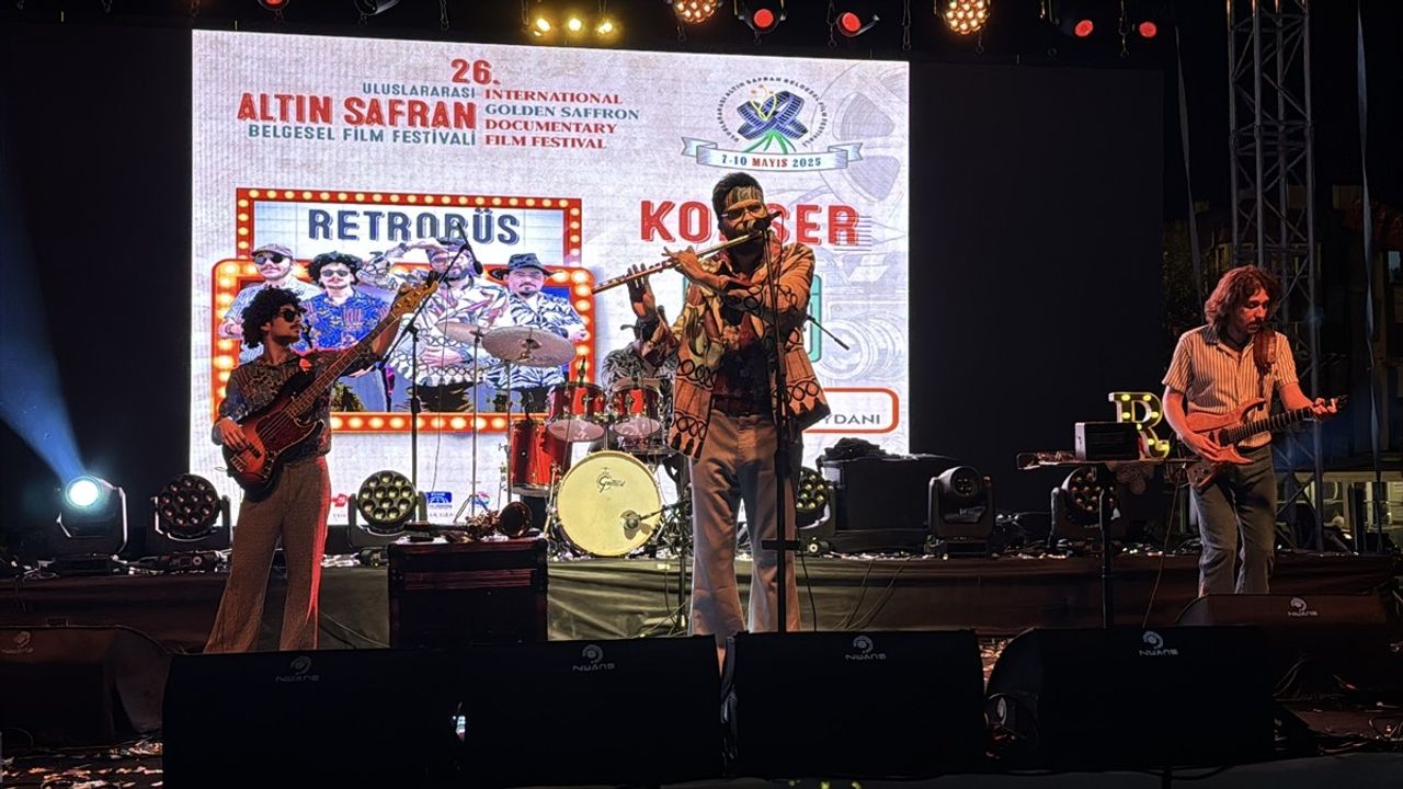 26. Uluslararası Altın Safran Belgesel Film Festivali'nde Yürüyüş Etkinliği Düzenlendi