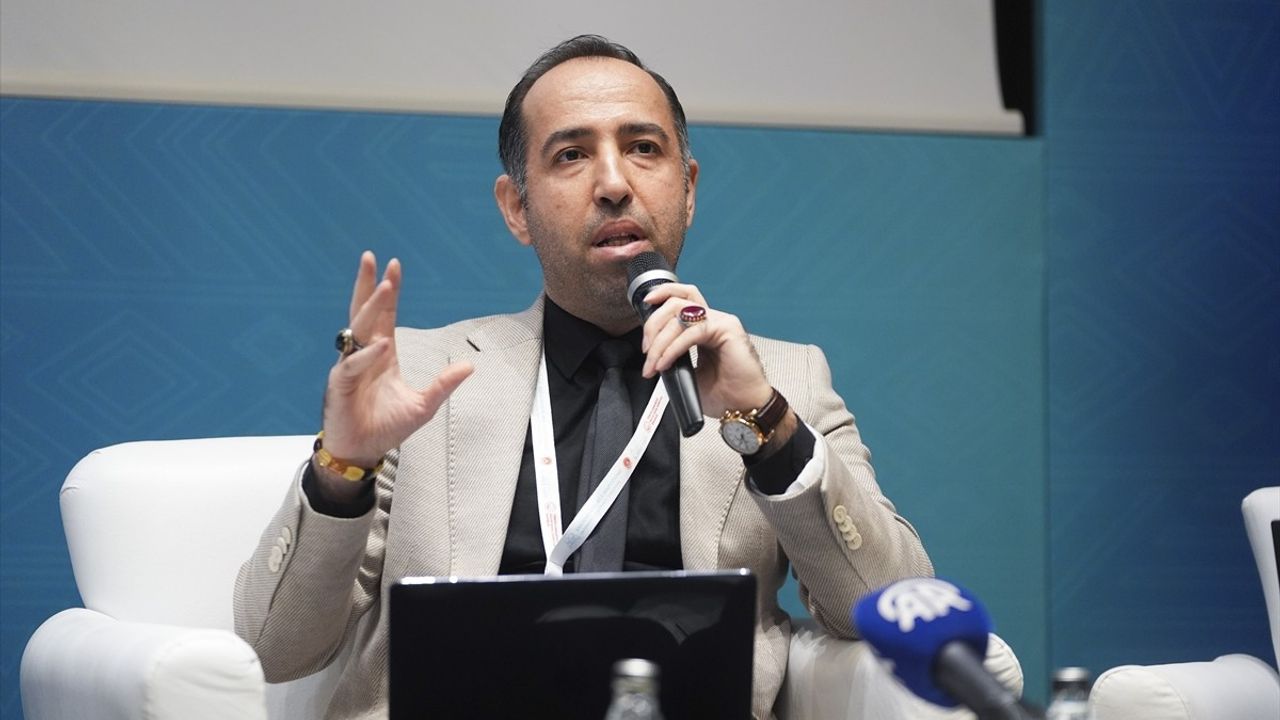 3. Uluslararası Aile Sempozyumu'nda Aile İlişkileri Üzerine Tartışmalar