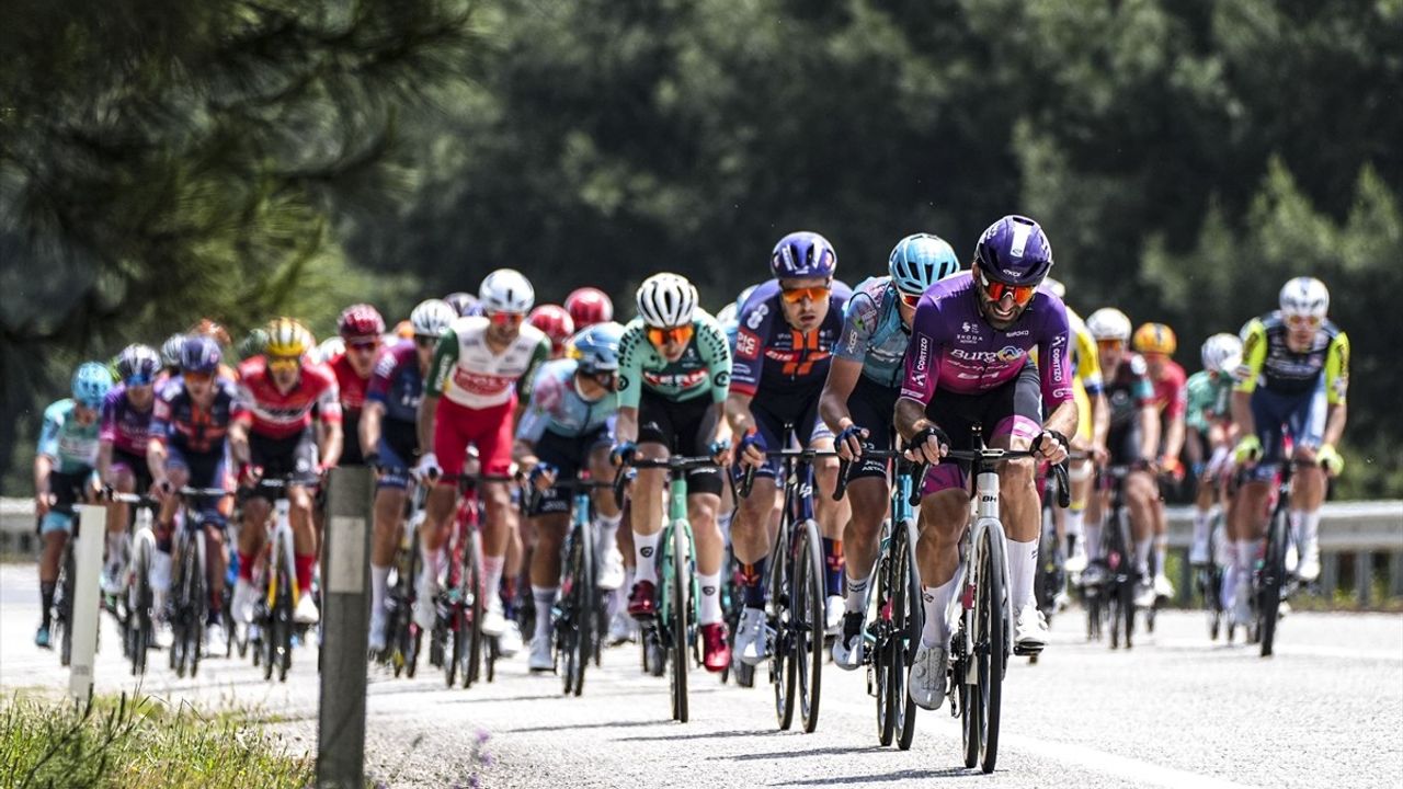 60. Cumhurbaşkanlığı Türkiye Bisiklet Turu'nda Altıncı Etap Geride Kaldı