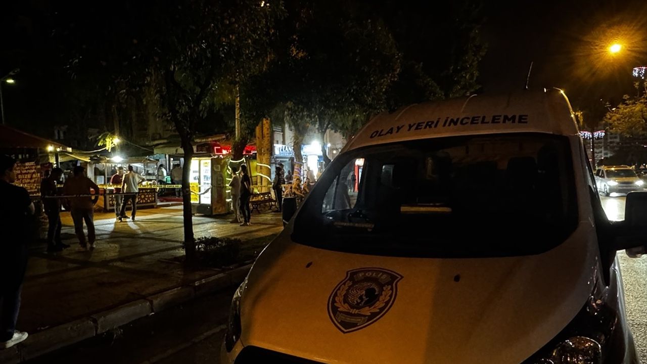 Adana'da Eski Eşini Öldüren Kişi, Hastanede Hayatını Kaybetti