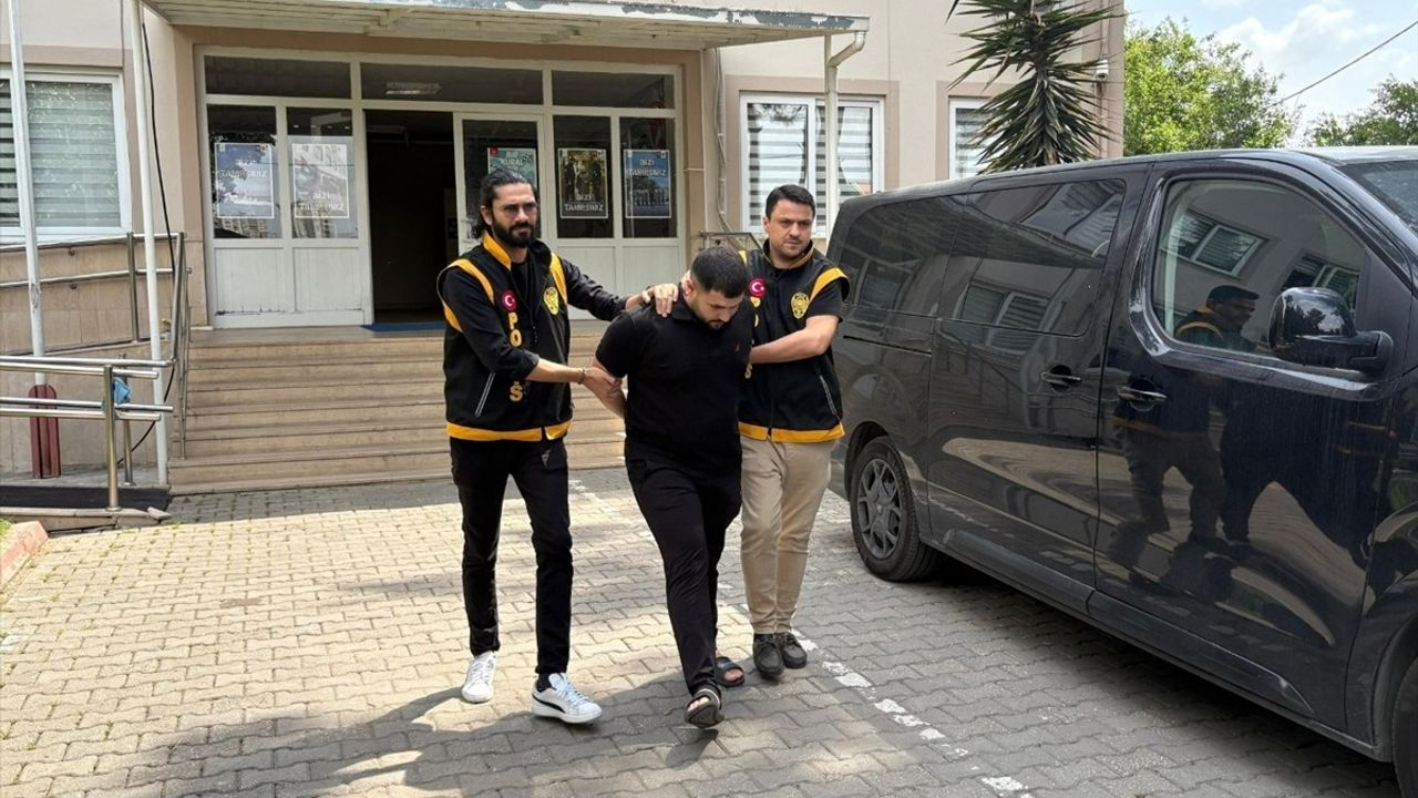 Adana'da Kıraathane Önünde Ateş Açan Şahıs Yakalandı