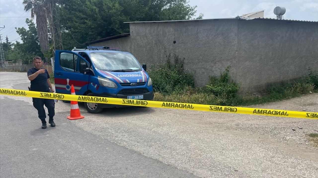 Adana'da Trafikte Çıkan Kavga: 3 Kişi Silahla Yaralandı