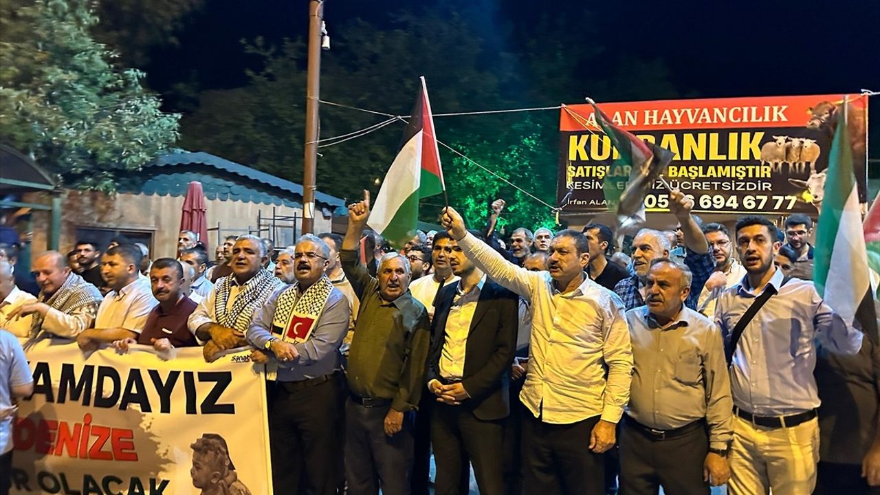 Adıyaman'da Gazze ve Filistin'e Destek Gösterisi Düzenlendi