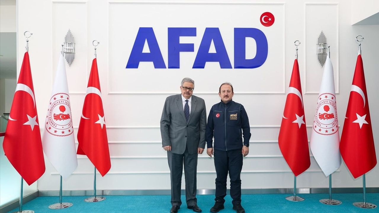 AFAD Başkanı Pehlivan, Rusya'nın Ankara Büyükelçisi Erkhov ile Görüşme Gerçekleştirdi