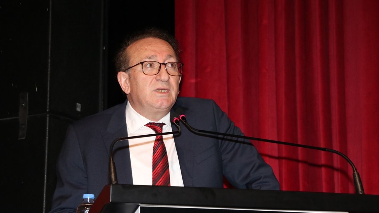 AI SUMMIT ERZURUM2025'te Yapay Zeka ve Dönüşüm Tartışıldı