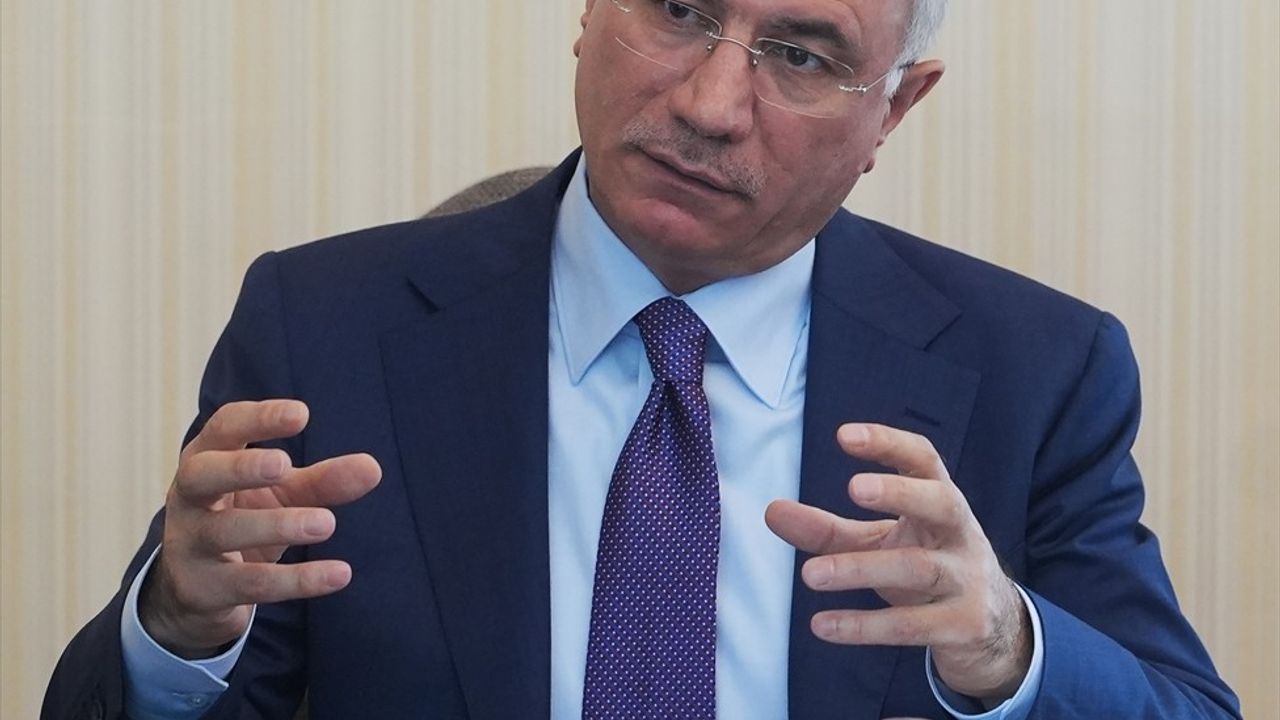 AK Parti Genel Başkanvekili Efkan Ala'dan Yeni Anayasa Çağrısı: Ülkenin İhtiyaçları İçin Birlikte Çalışmalıyız