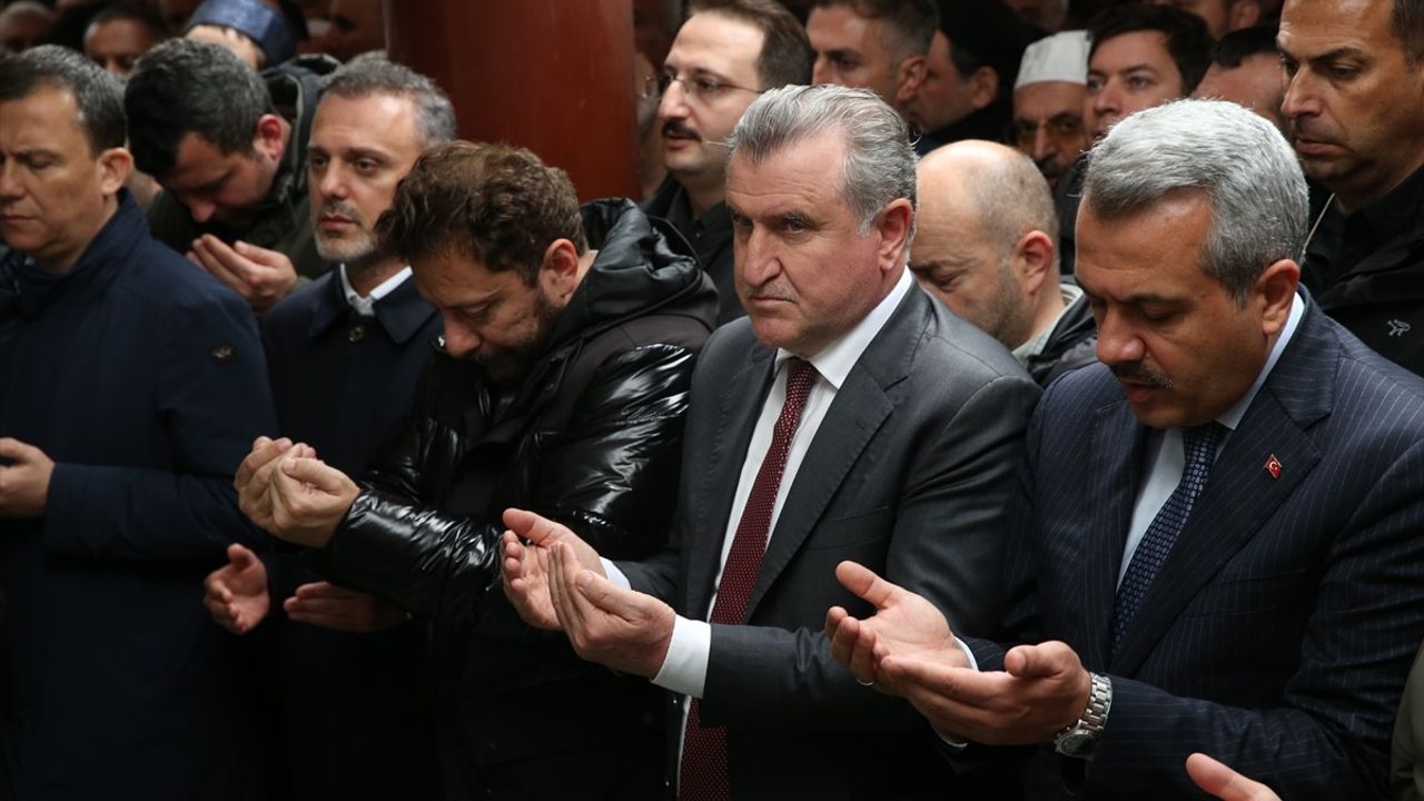 AK Parti Rize Milletvekili Muhammed Avcı'nın Babası Hacı Kemal Avcı Son Yolculuğuna Uğurlandı