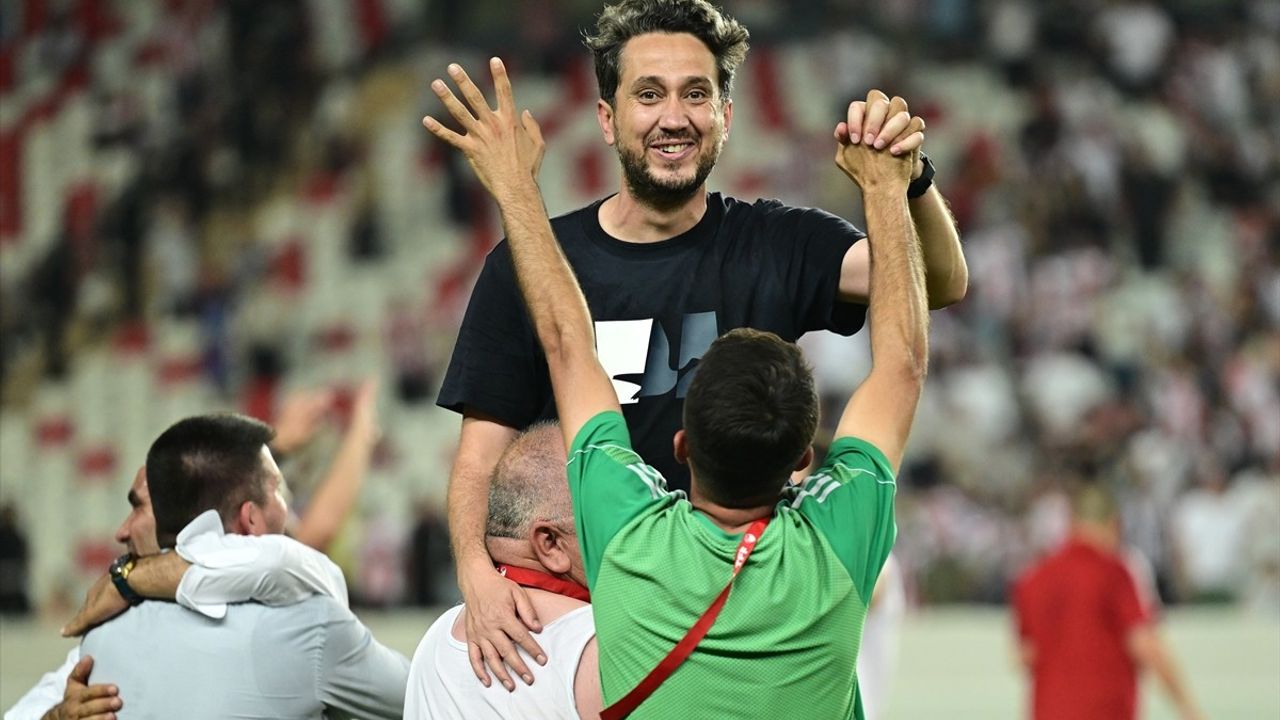 Akedaş Epsaş Kahramanmaraş İstiklal Spor, Nesine 2. Lig'e Yükseldi