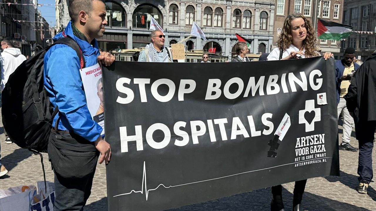 Amsterdam'da Nekbe'nin 77. Yılı İçin Protesto Yürüyüşü Düzenlendi