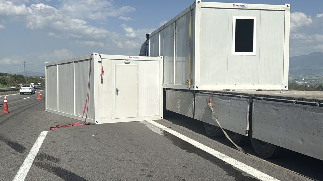 Anadolu Otoyolu'nda Zincirleme Kaza: Ulaşım Aksadı