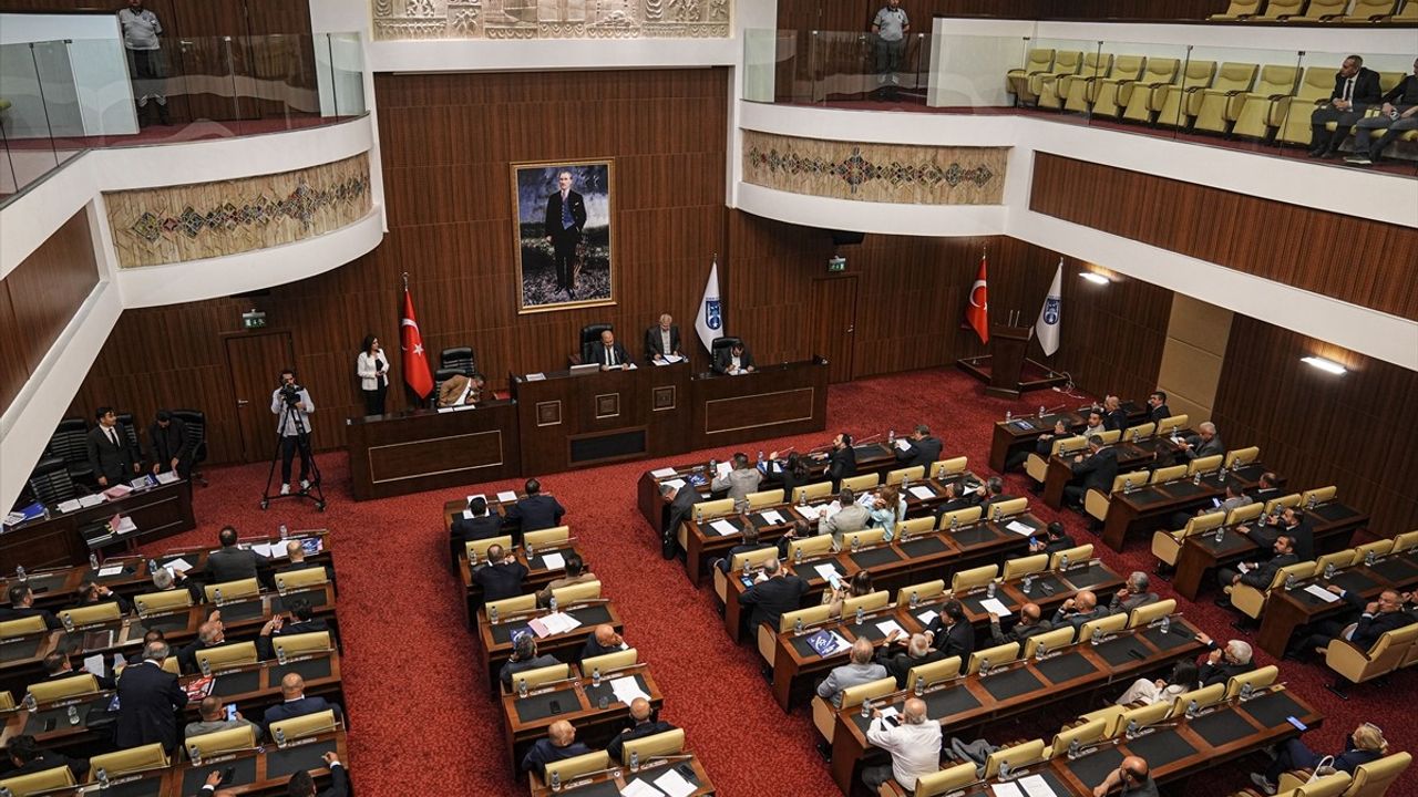 Ankara Büyükşehir Belediyesi Mezarlıklar Dairesi Başkanı Köksal Bozan İstifa Etti