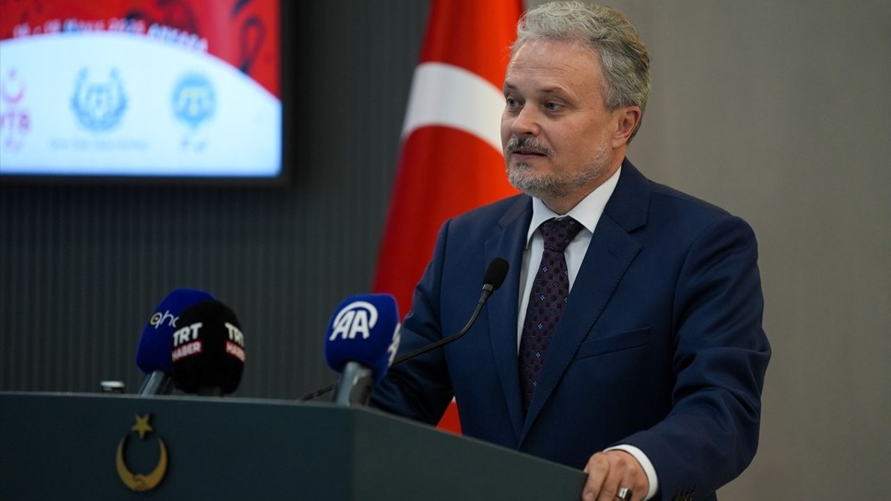 Ankara'da Kırım Tatar Sürgünü'nün 81. Yıl Anma Programı ve 10. Gençlik Kurultayı Düzenlendi