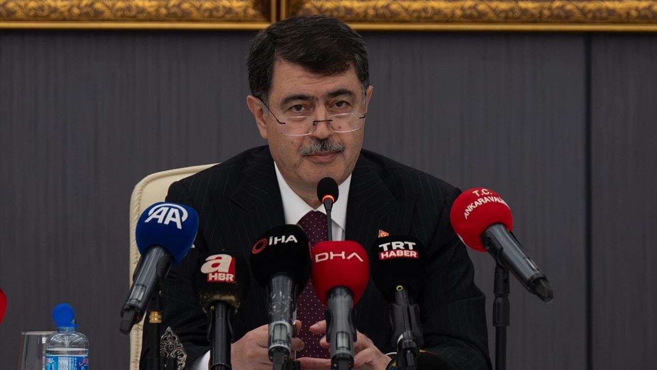 Ankara'da Sokak Hayvanları İçin Yeni Yaklaşımlar: Vali Şahin Açıklamalarda Bulundu