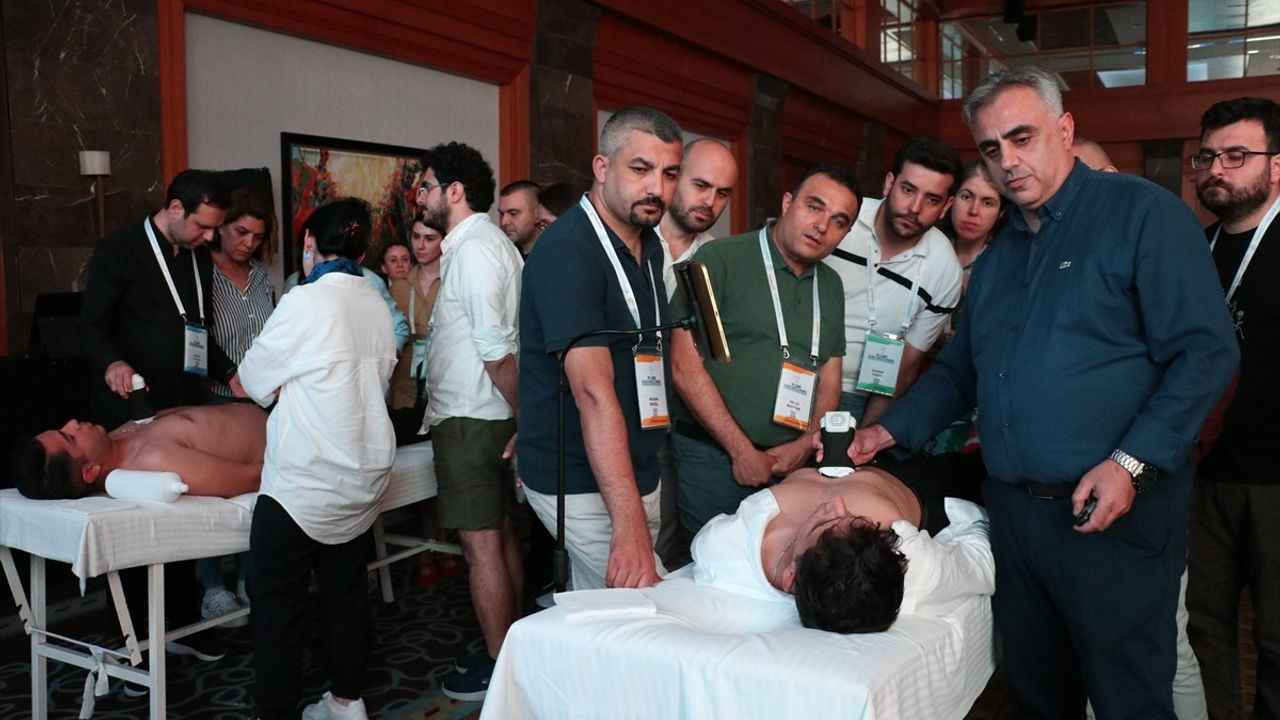 Antalya'da Dahiliye Uzmanları Ulusal Kongresi Gerçekleşti