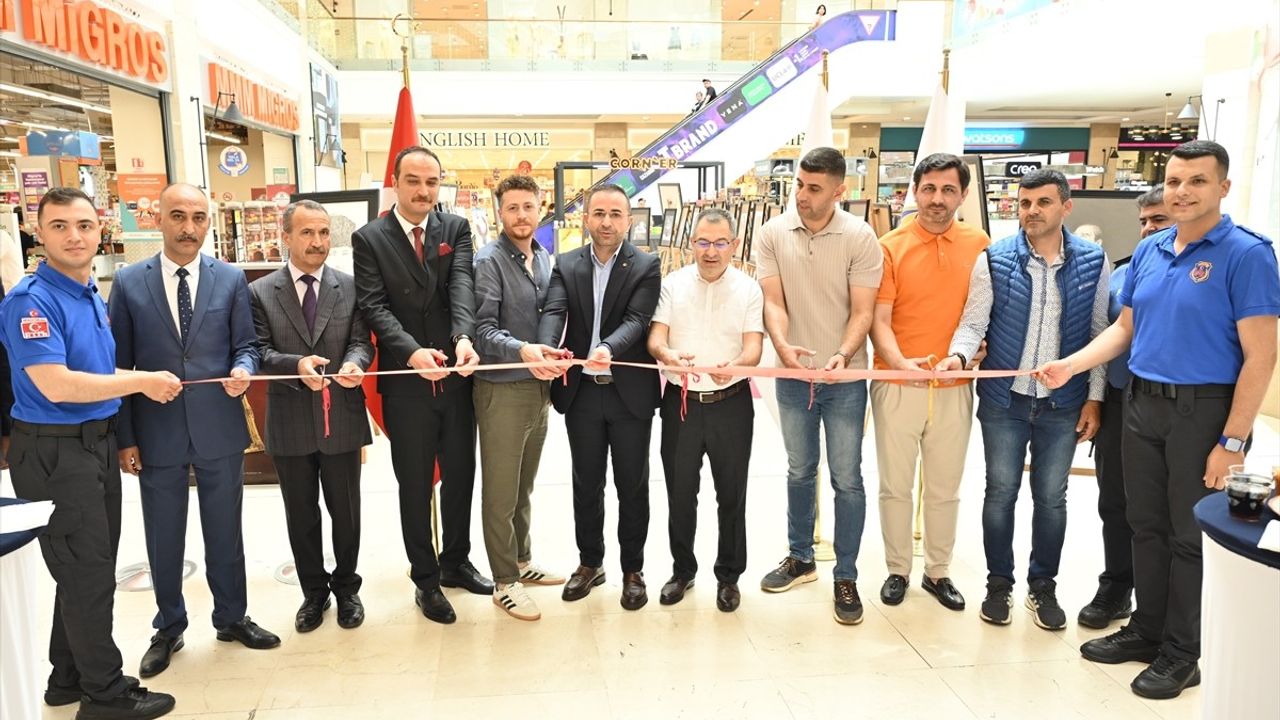 Antalya'da Hükümlülerin Eserleri Sanatseverlerle Buluştu