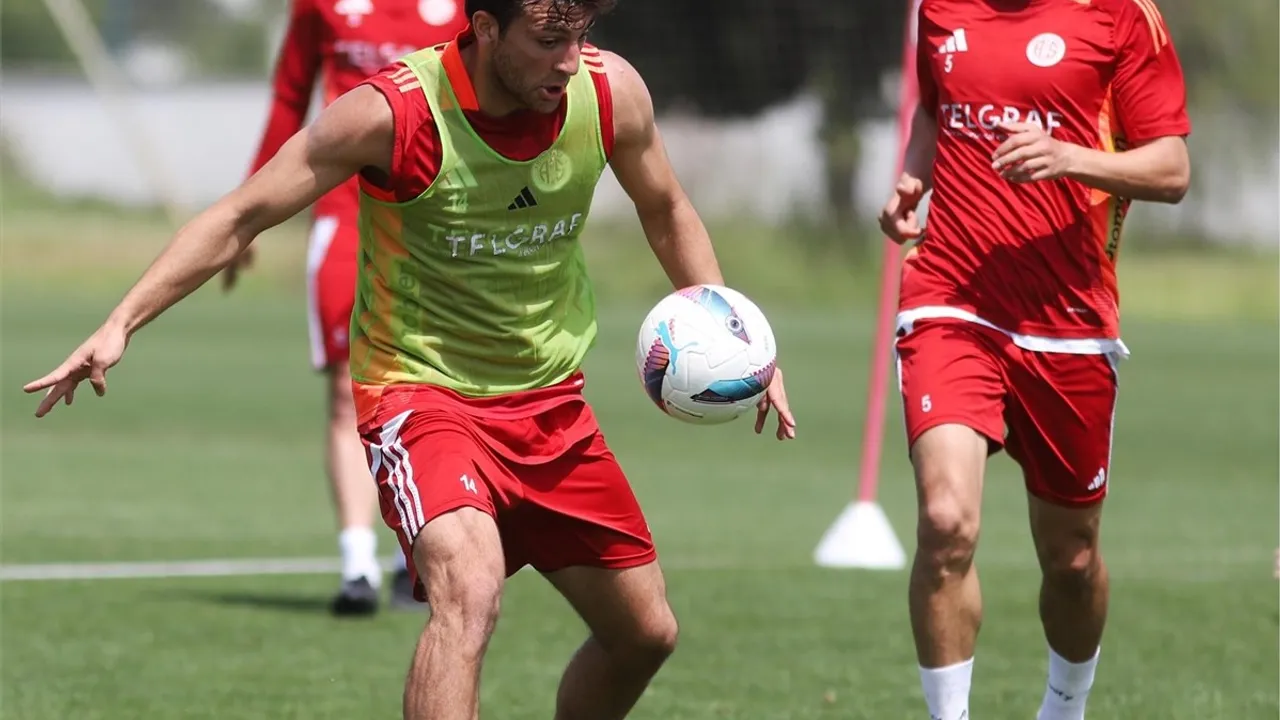 Antalyaspor, Kayserispor Maçına Hazırlıklarını Sürdürüyor