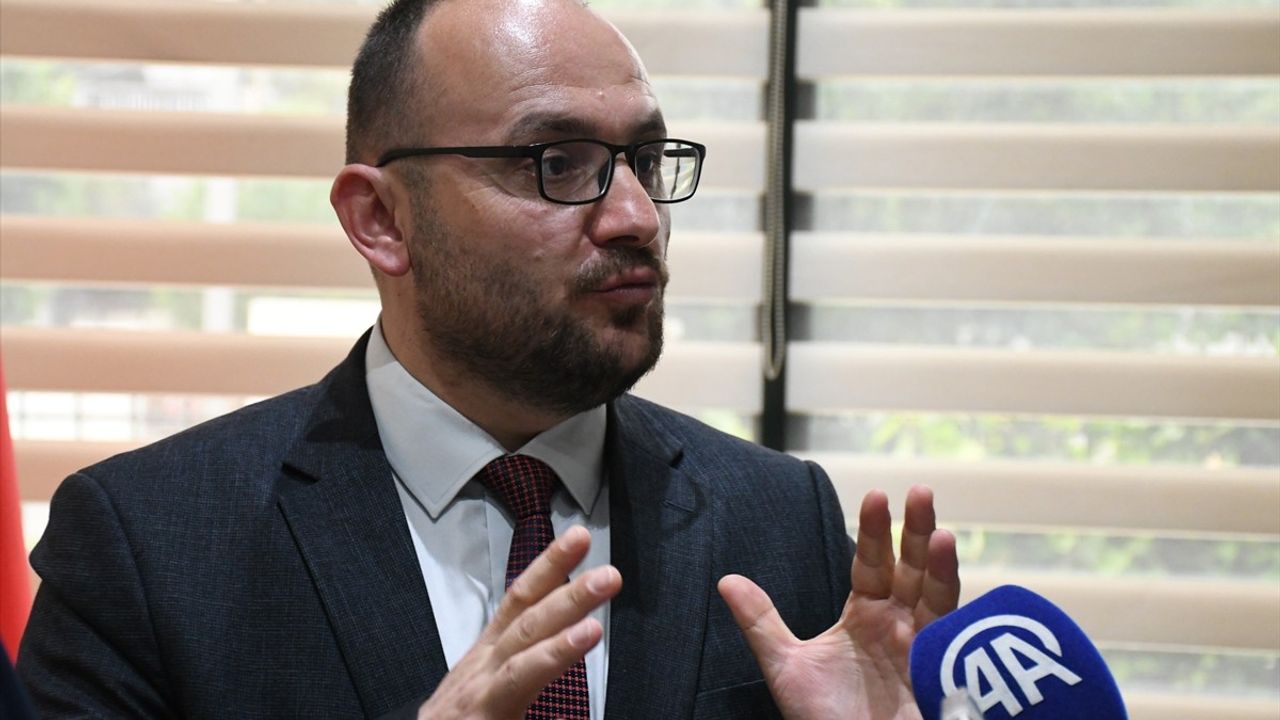 Arnavutluk'ta 'Nil'den Tuna'ya Gönül Coğrafyamız' Konulu Söyleşi Düzenlendi