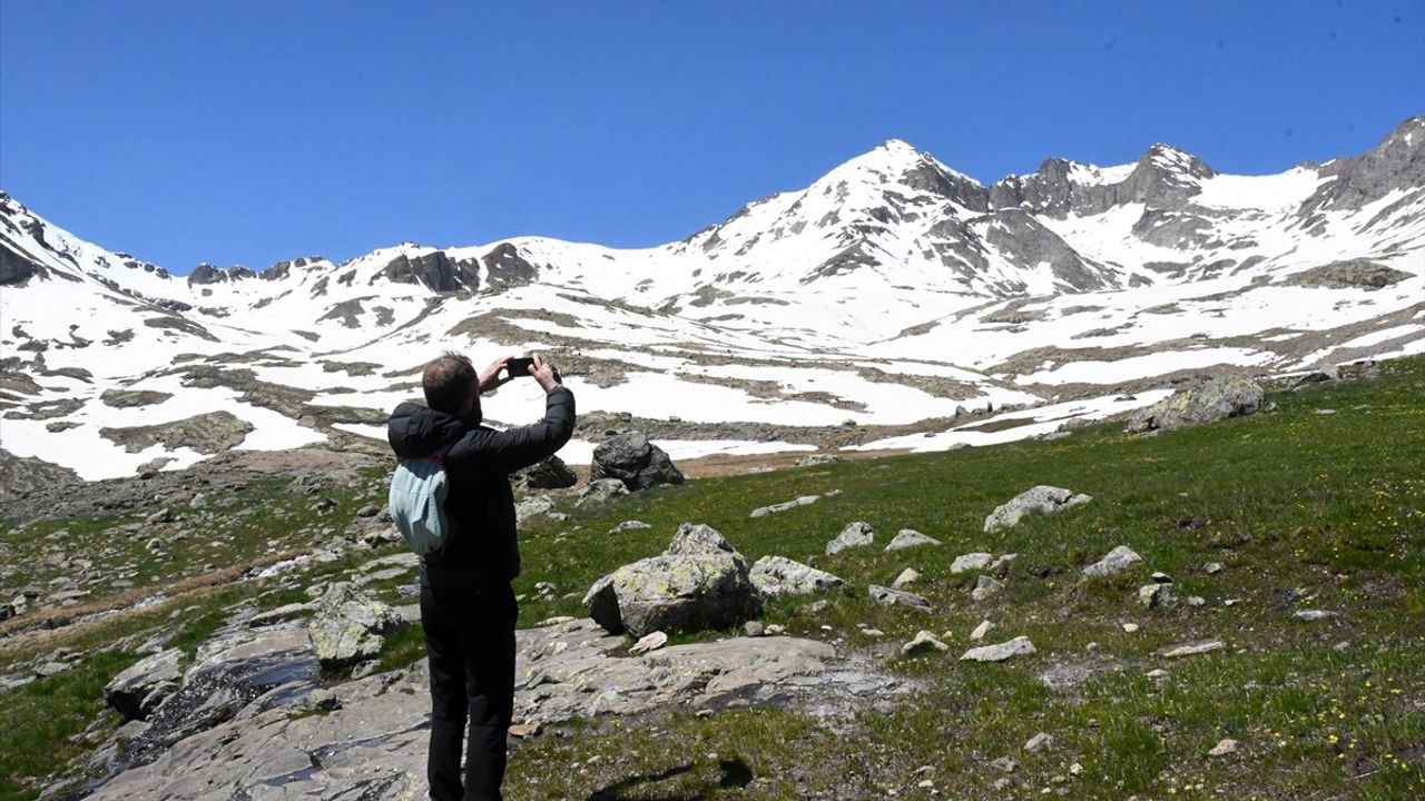 Artabel Gölleri Tabiat Parkı Doğa Tutkunlarını Ağırlamaya Başladı