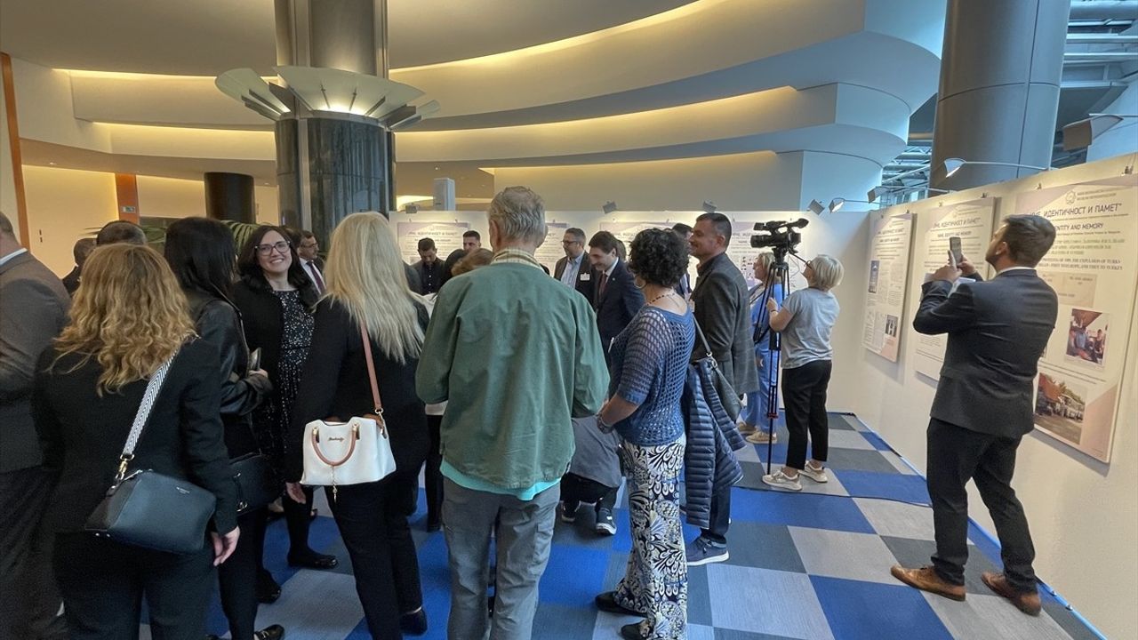 Avrupa Parlamentosu'nda Bulgaristan Türklerinin İsim Değiştirme Süreci Sergilendi