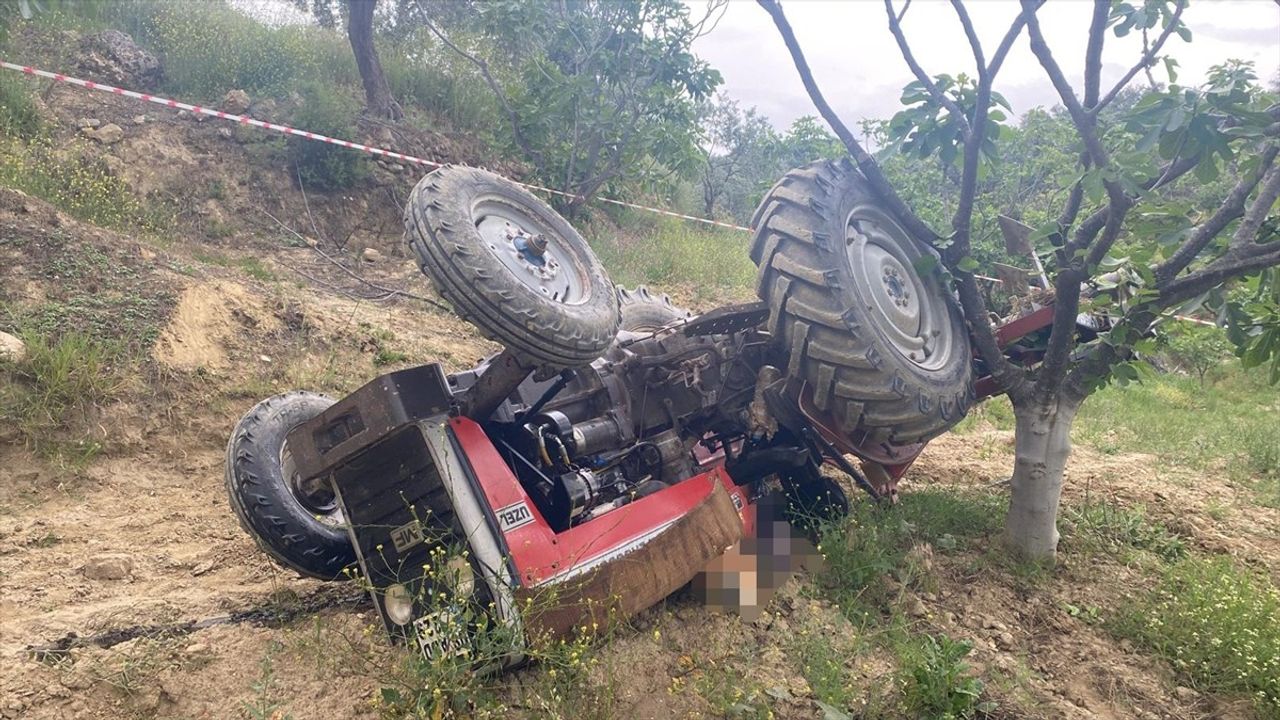 Aydın'da Traktör Devrilmesi: Bir Çiftçi Hayatını Kaybetti