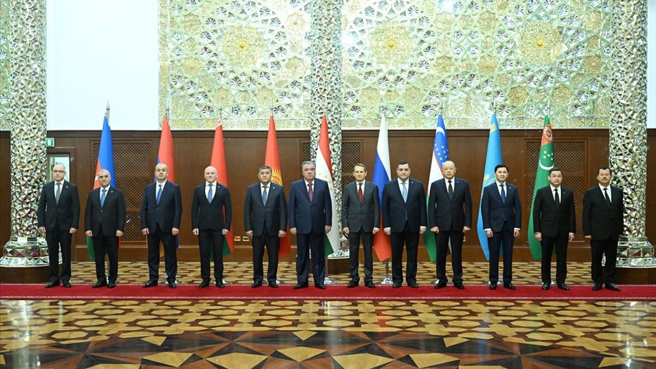 Bağımsız Devletler Topluluğu Üyesi Ülkelerin İstihbarat Başkanları Duşanbe'de Toplandı