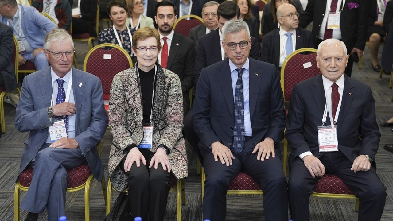 Bakan Memişoğlu, Yanık Tedavi Hizmetlerinde Önemli Gelişmeleri Duyurdu