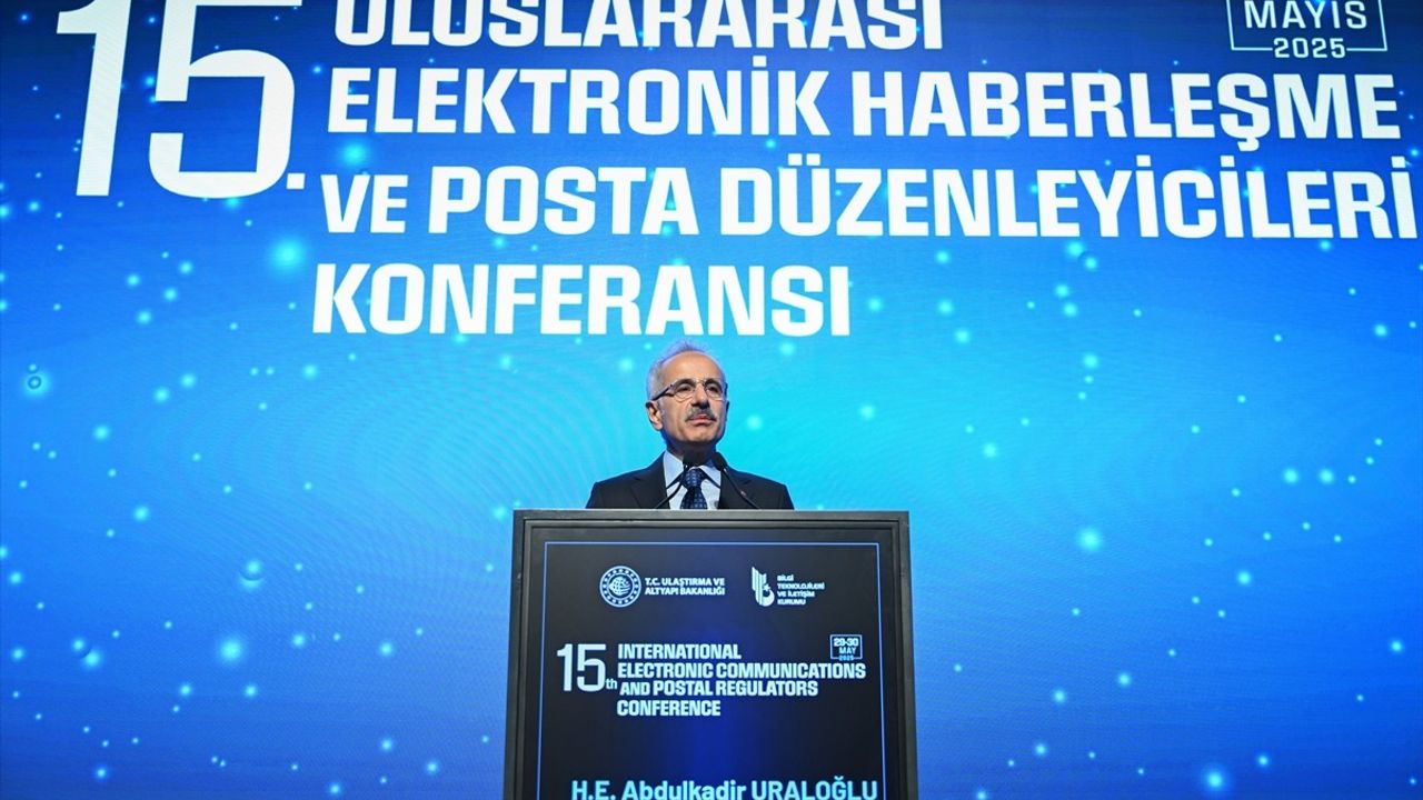 Bakan Uraloğlu, Elektronik Haberleşme Sektöründeki Büyümeyi Vurguladı