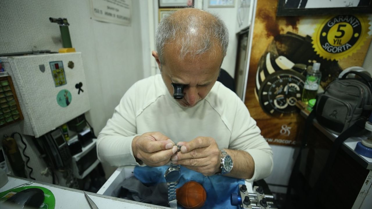 Balıkesirli Saatçi İsmail Kökçü, Tekvando ile Dünyaya Açıldı