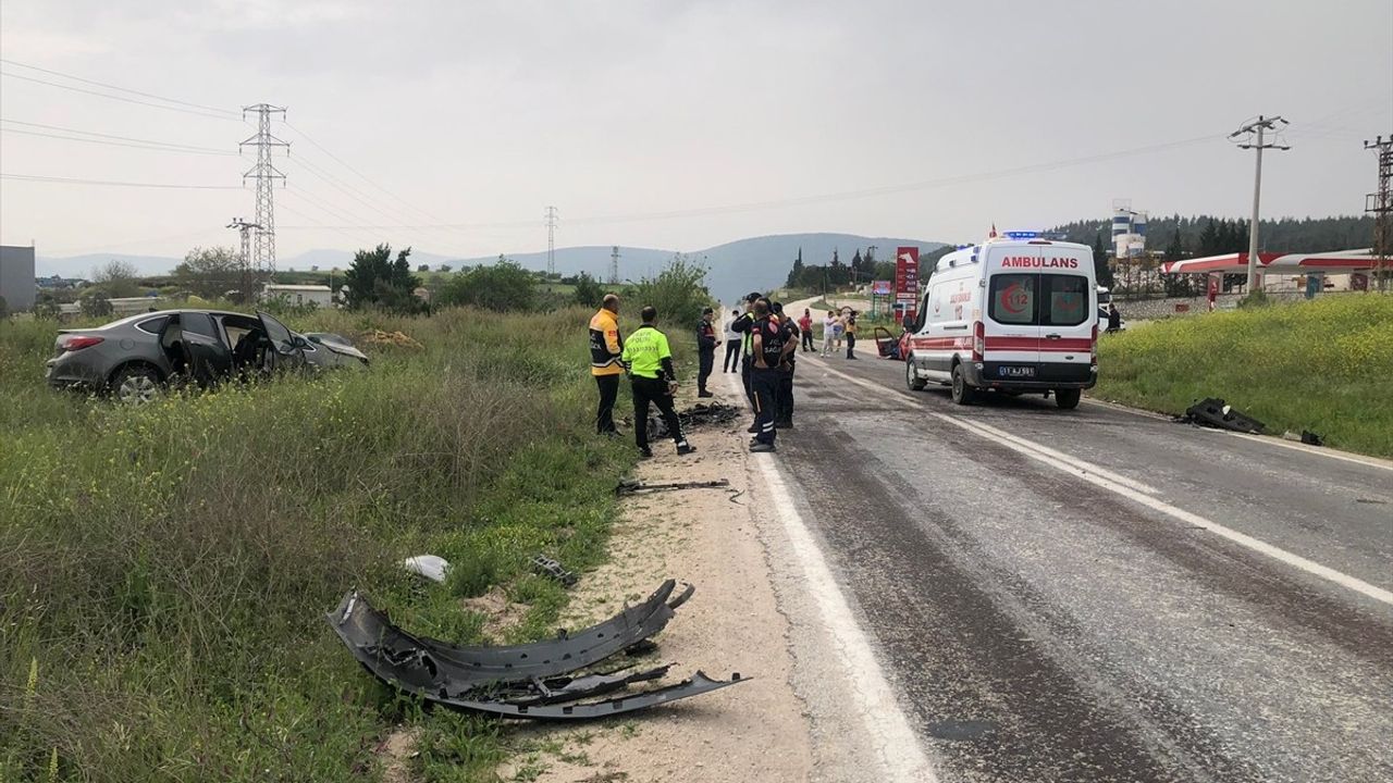 Bilecik'te Trafik Kazası: 3 Kişi Hayatını Kaybetti, 1 Yaralı