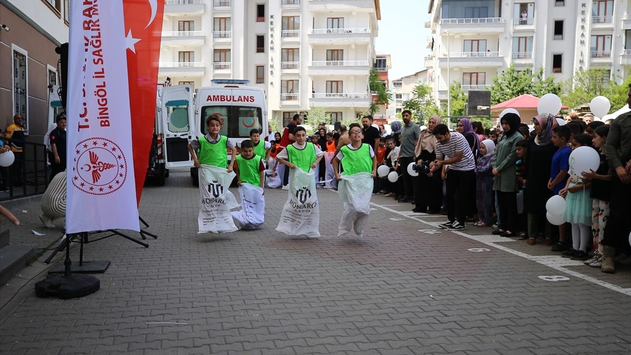 Bingöl'de 'Sağlıklı Çocuk, Sağlıklı Gelecek' Etkinliği Gerçekleştirildi