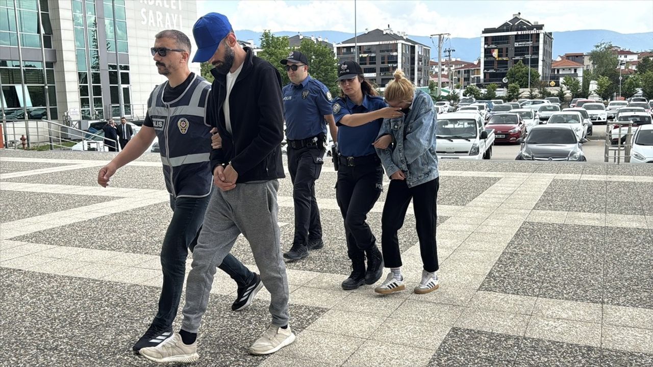 Bolu'da Hırsızlık Şüphelisi Tutuklandı