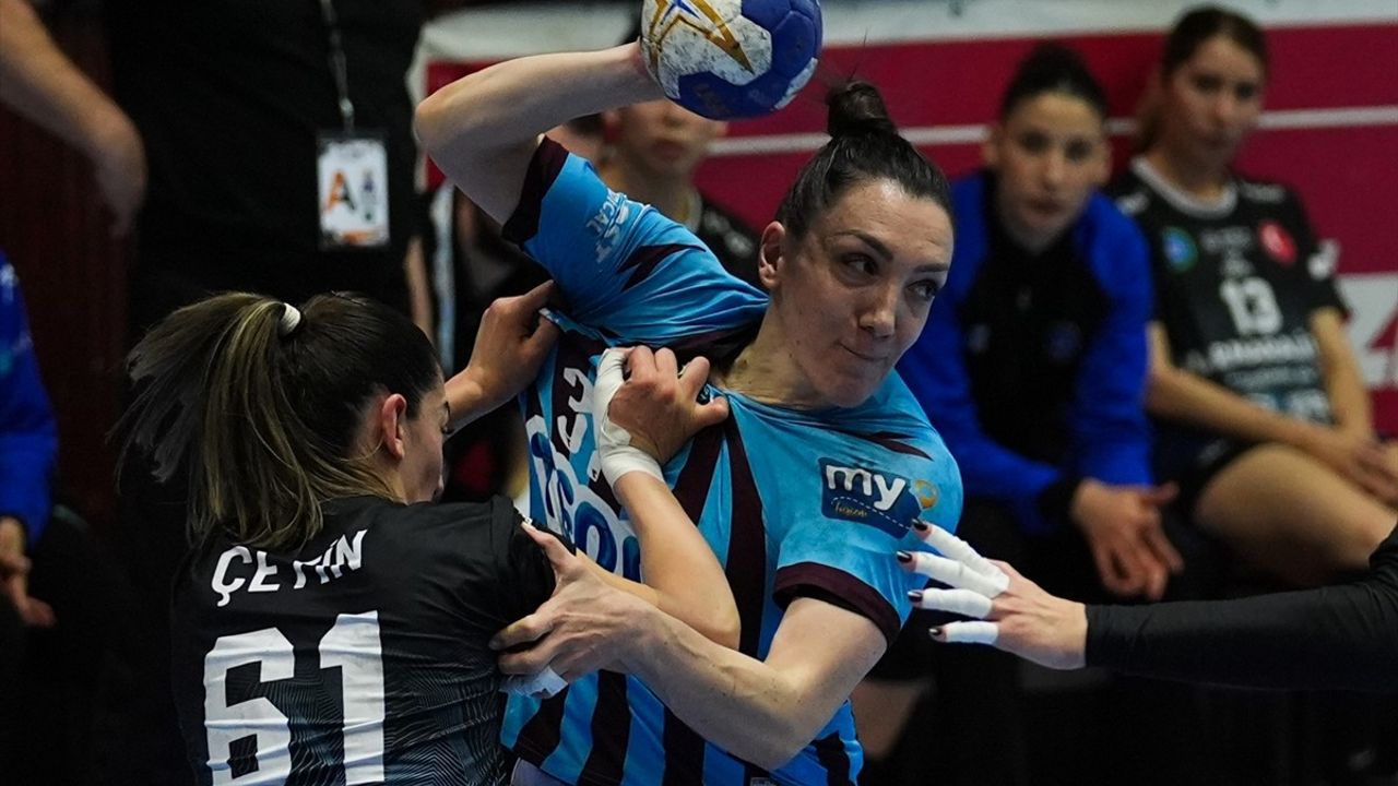 Bursa Büyükşehir Belediyespor, HDI Sigorta Kadınlar Türkiye Kupası'nı Kazandı