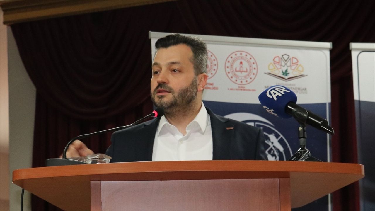 Bursa'da İslam Dünyasına Küresel Çözümler Konferansı Başladı