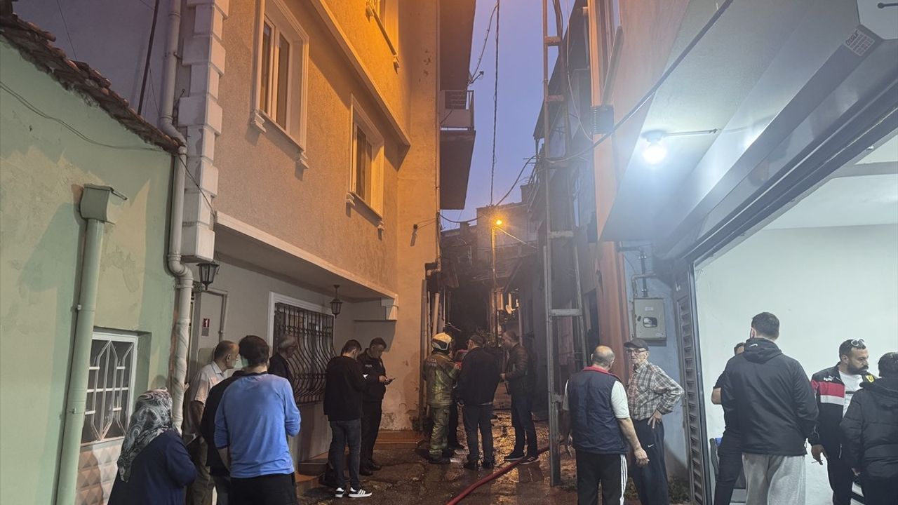 Bursa'da Yangın: 63 Yaşındaki Kadın Hayatını Kaybetti