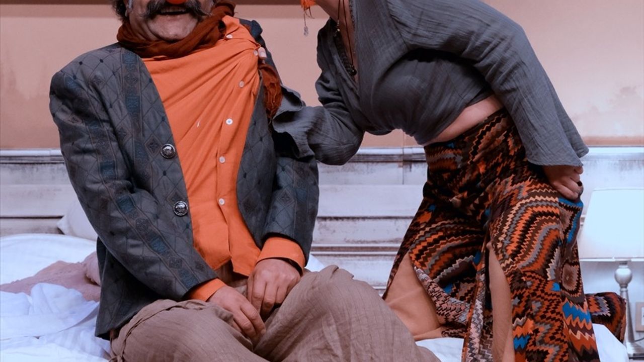 Bursa Devlet Tiyatrosu 'Kahvaltı Dahil' Oyununu Sahneleyecek