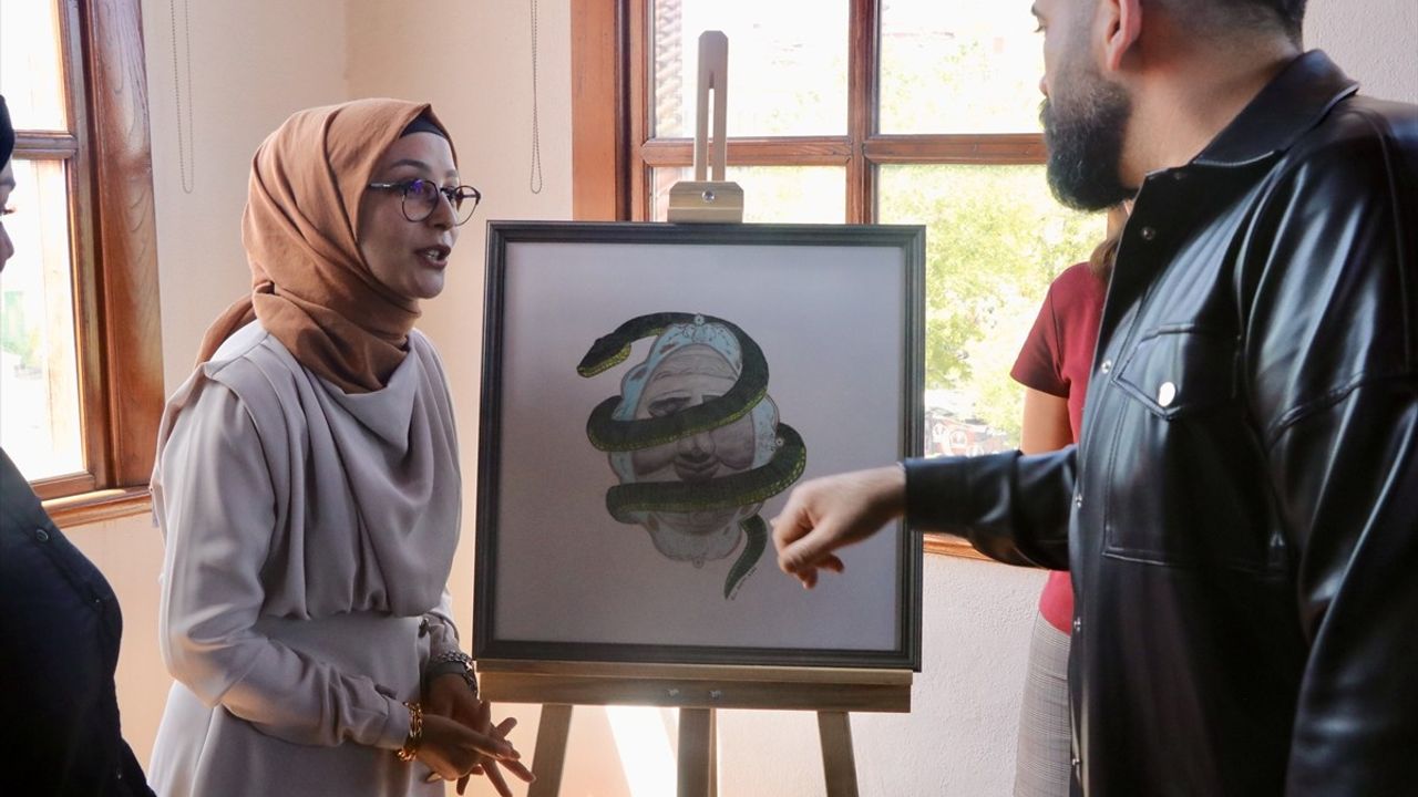 ÇAKÜ Öğrencileri Çankırı Müzesi'ndeki Eserleri Yeniden Yorumladı