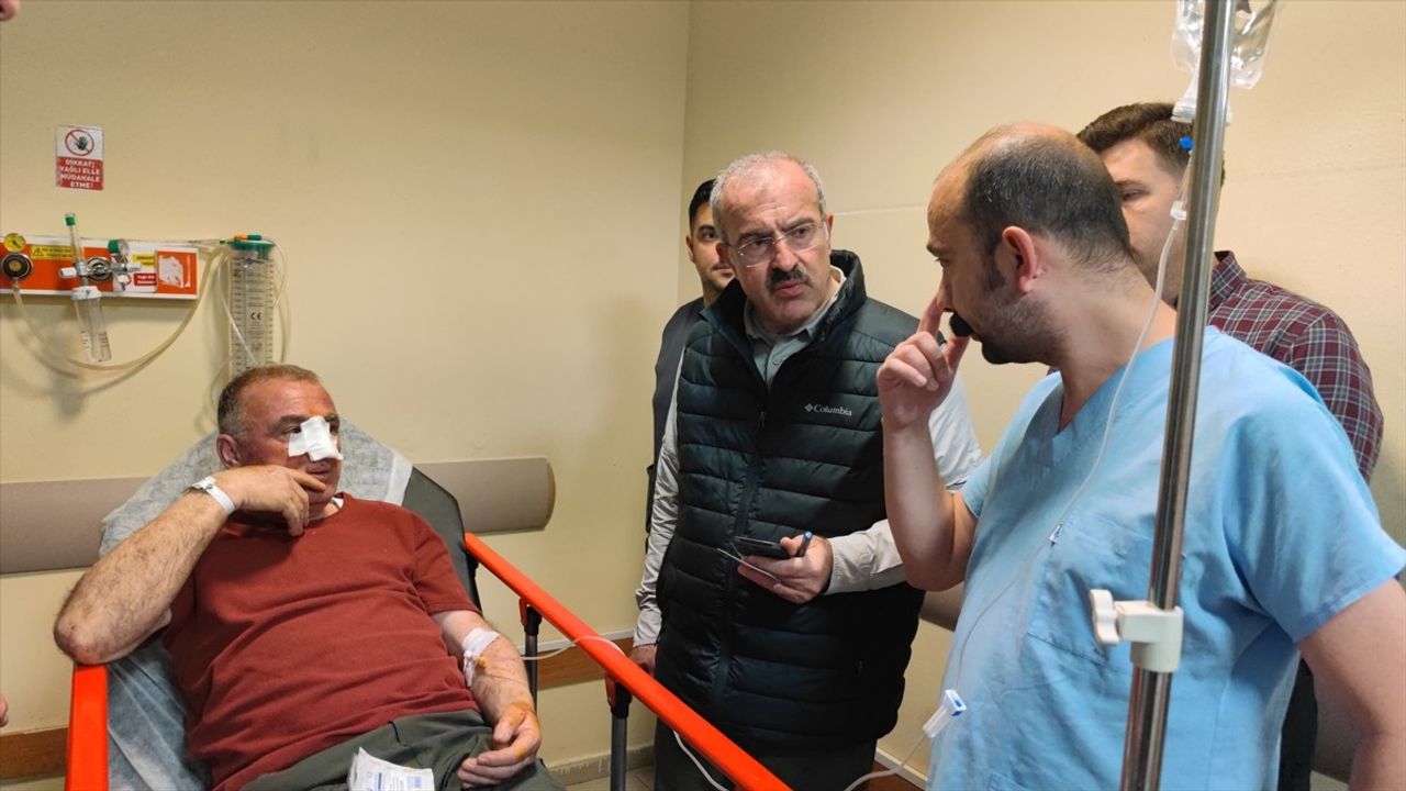 Çanakkale'de Trafik Kazasında Tomruk Yüklü Kamyonda Tonaj Aşımı Yok