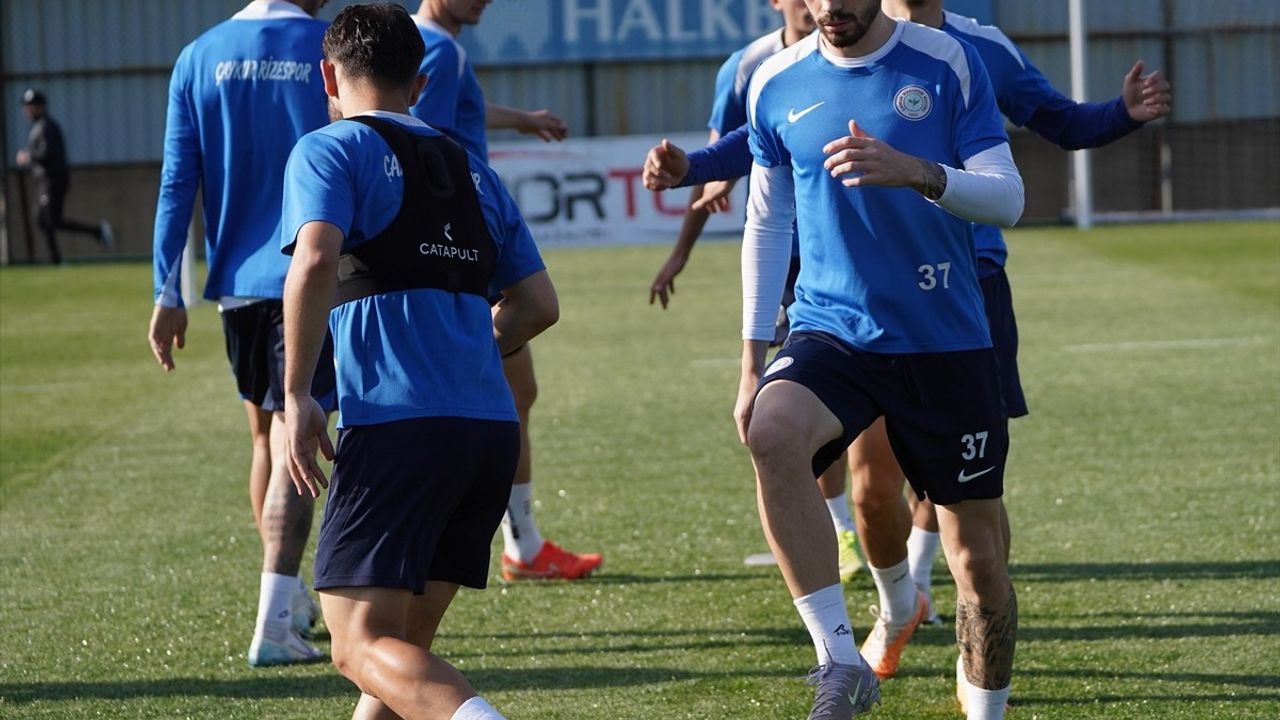 Çaykur Rizespor, Beşiktaş Maçına Hazırlıklara Başladı