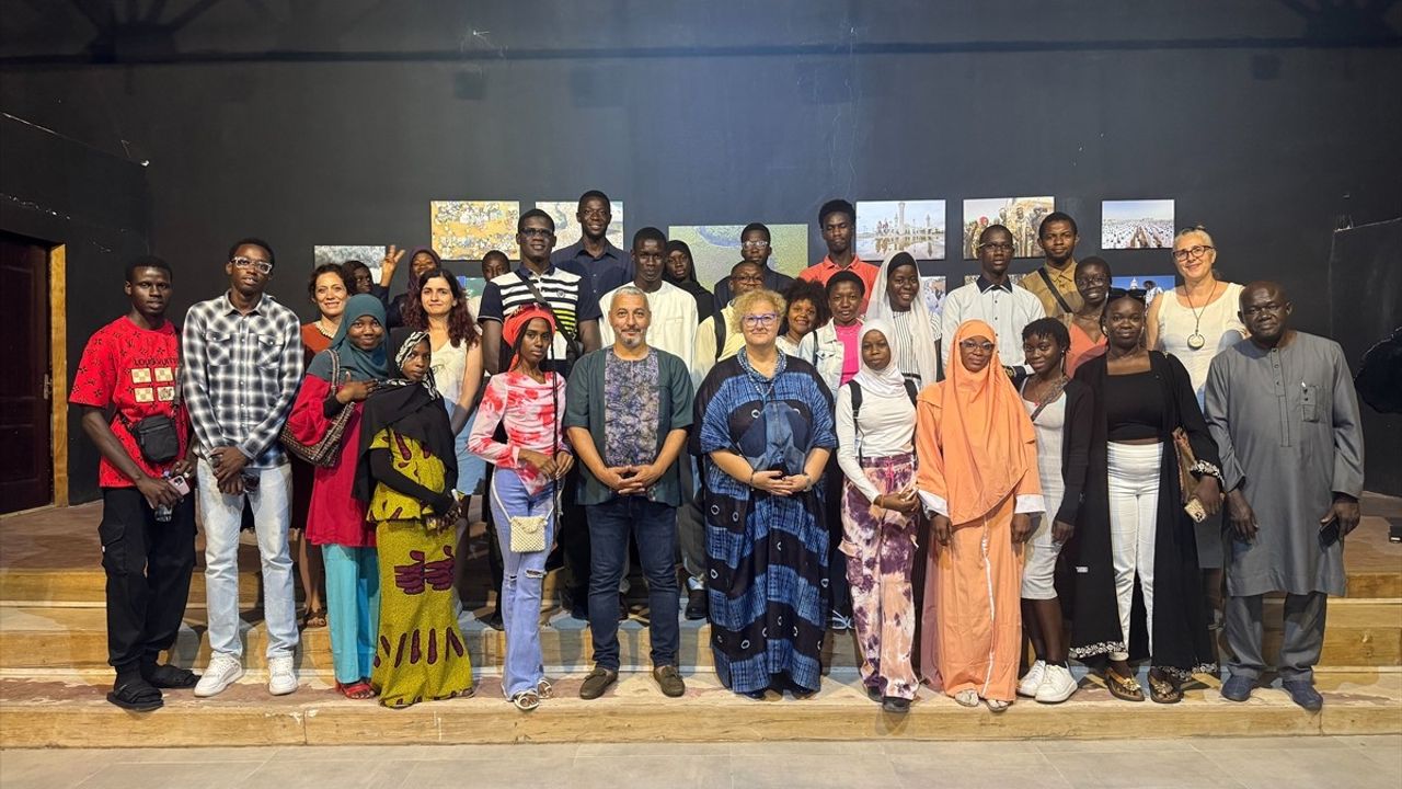 Cem Özdel, Batı Afrika'nın İlk Fotoğraf Müzesinde Sergi Açtı