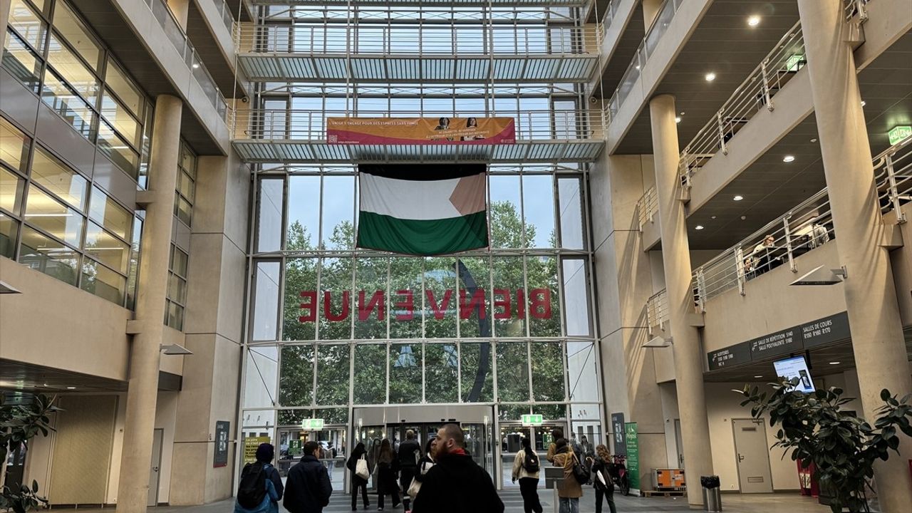 Cenevre Üniversitesi Öğrencileri, Filistin'e Destek Eylemini Yeniden Başlattı