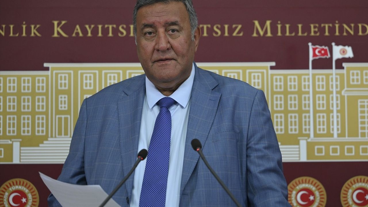 CHP'li Ömer Fethi Gürer, Çiftçi Borçlarının Üç Yıl Ertelenmesini Talep Etti