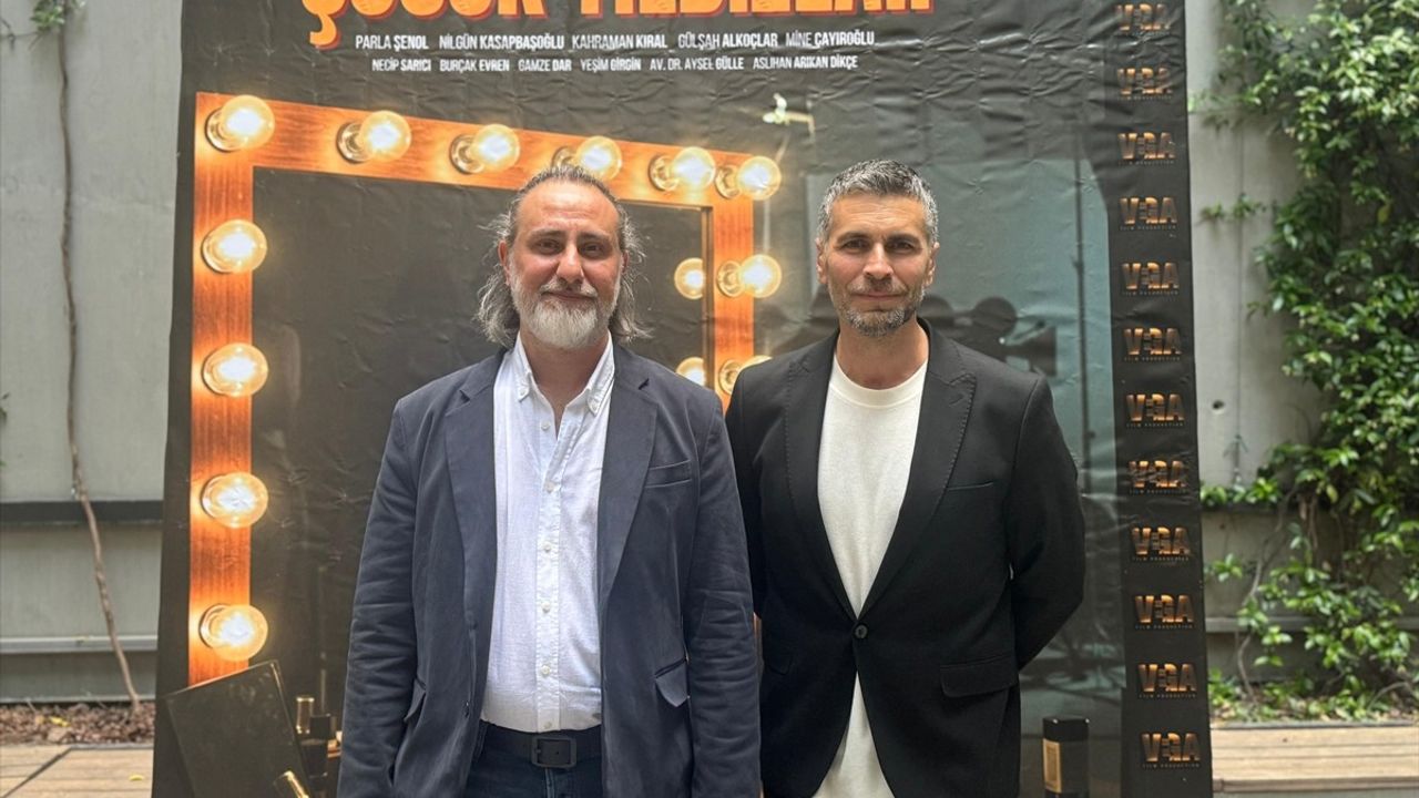 Çocuk Yıldızlar Belgeselinin Galası AKM Yeşilçam Sineması'nda Gerçekleşti