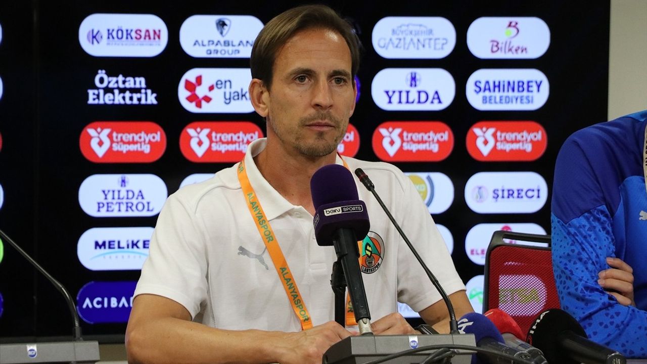 Corendon Alanyaspor Teknik Direktörü Joao Pereira, Gaziantep FK Maçının Ardından Değerlendirmelerde Bulundu