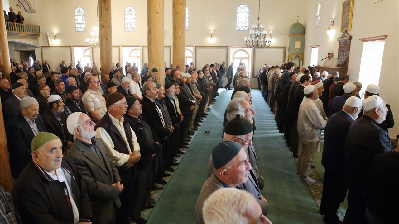 Çorum'da 15 Temmuz Şehitleri İçin '253 Hatim' Programı Düzenlendi