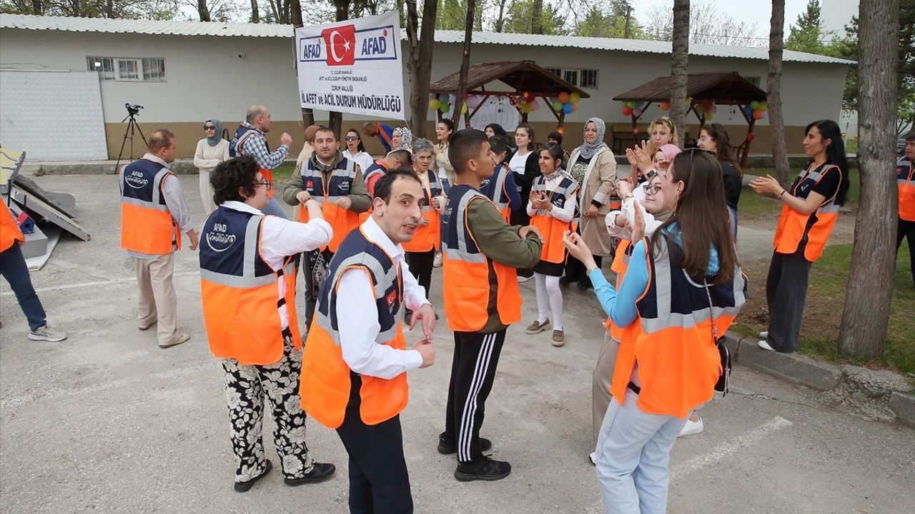 Çorum'da Engelliler, AFAD'ın Arama-Kurtarma Etkinliğine Katıldı