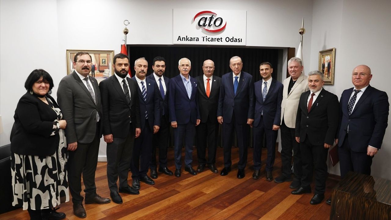 Cumhurbaşkanı Erdoğan, ATO'yu Ziyaret Etti