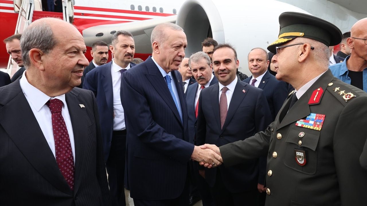 Cumhurbaşkanı Erdoğan, KKTC'ye Resmi Ziyaret Gerçekleştirdi