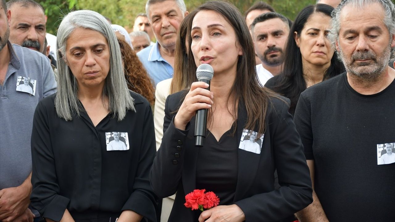 DEM Parti Eş Genel Başkanı Hatimoğulları, Batman'da Cenaze Törenine Katıldı